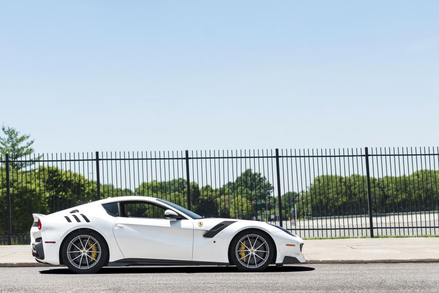 Ferrari F12tdf 2016 года  (NA) (фото 5 из 45)